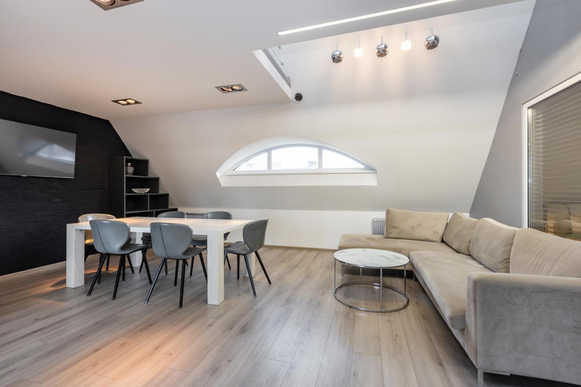 Penthouse Apartment With Terrace Riga Ngoại thất bức ảnh