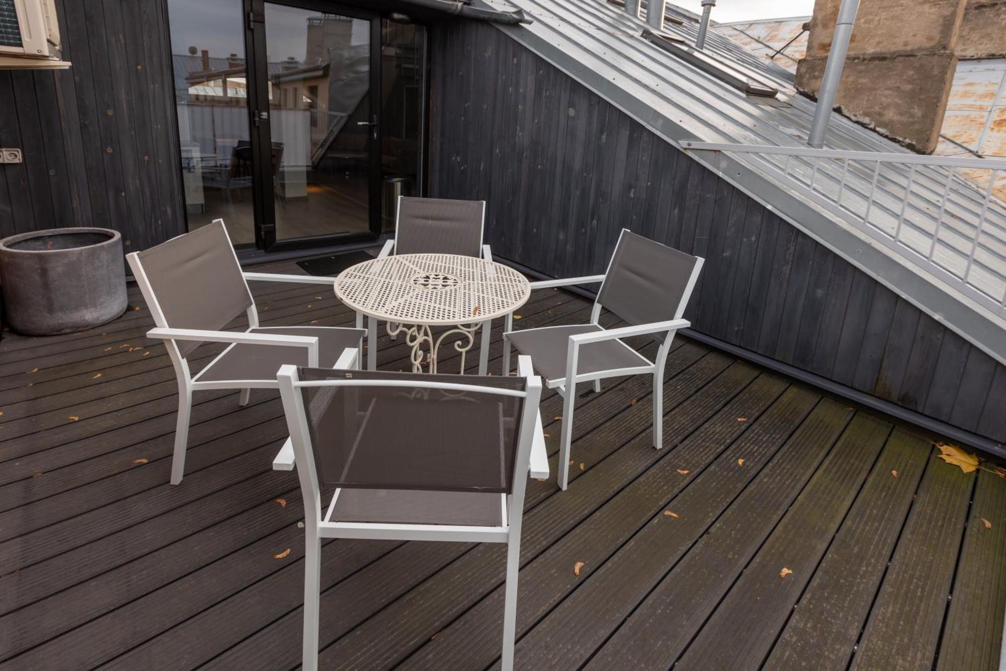 Penthouse Apartment With Terrace Riga Ngoại thất bức ảnh